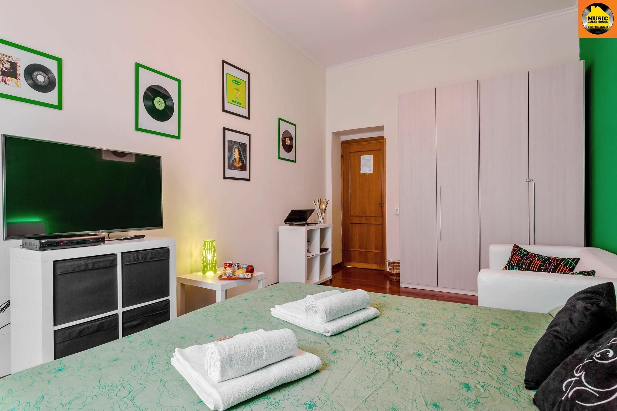 Music Guesthouse Rome Exterior photo